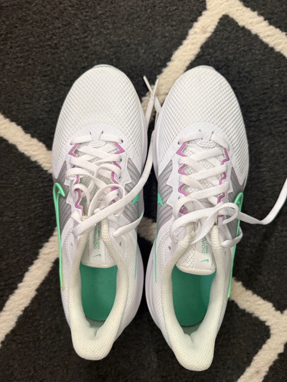 Nike Women’s White Running Shoes with Mint and Light Pink Accents